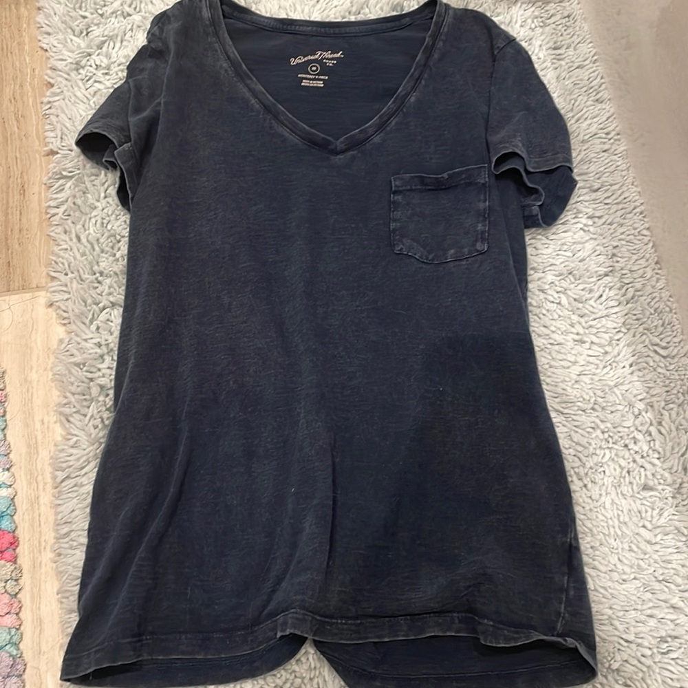 Universal threads top